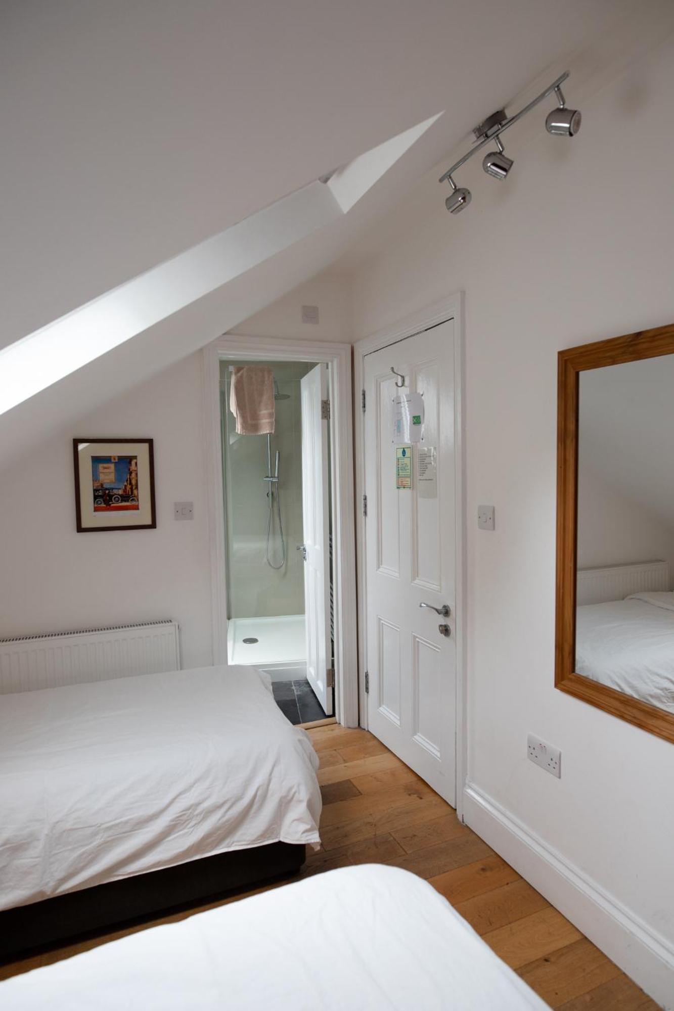 Ebs Hostel London Catford Экстерьер фото