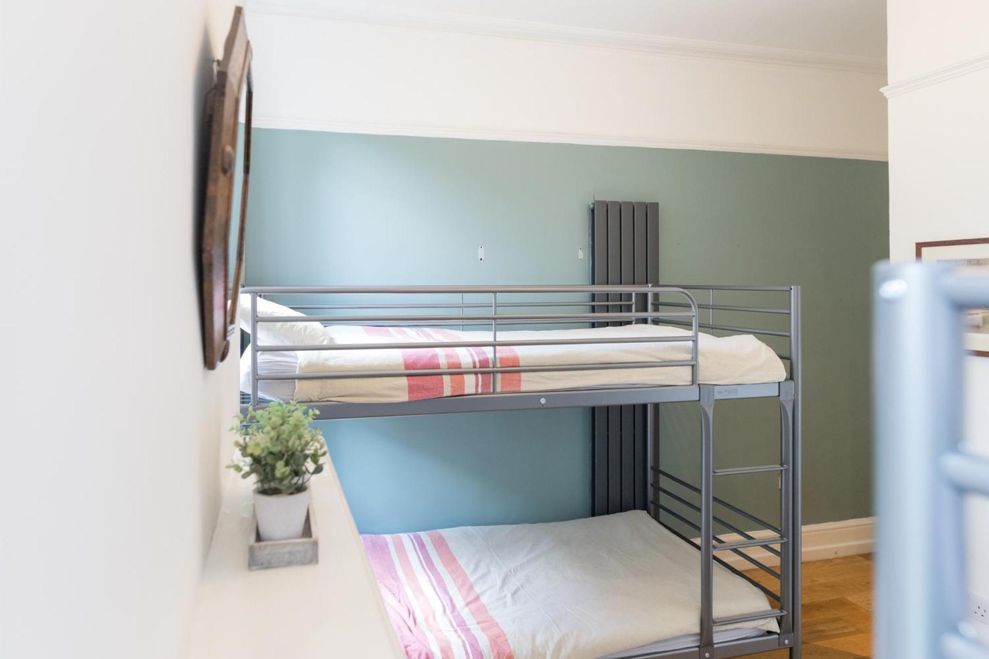 Ebs Hostel London Catford Экстерьер фото