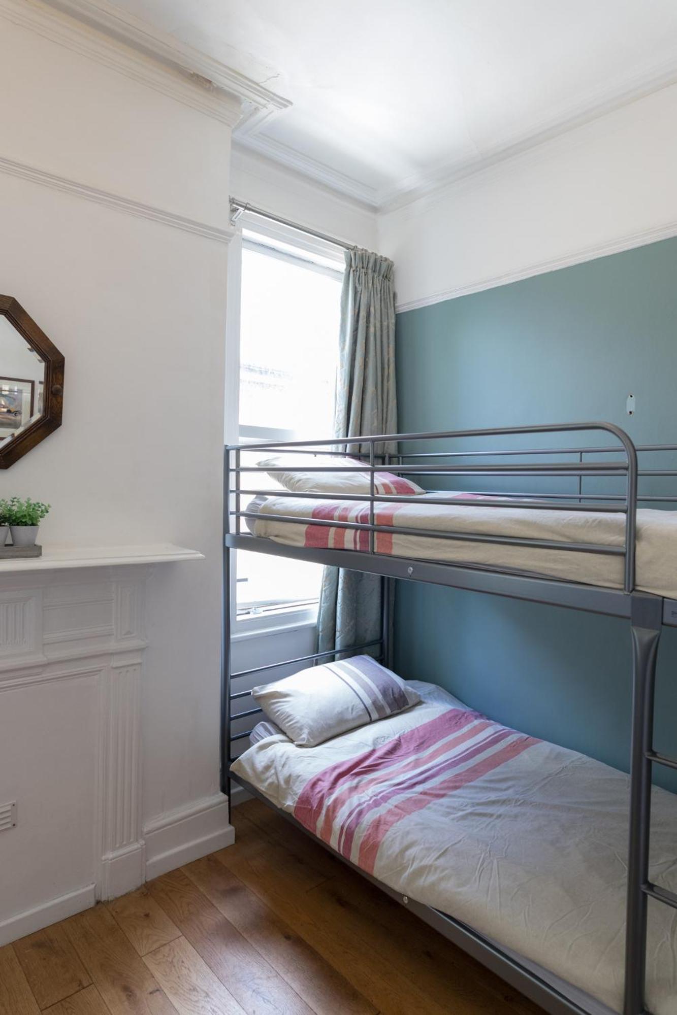 Ebs Hostel London Catford Экстерьер фото