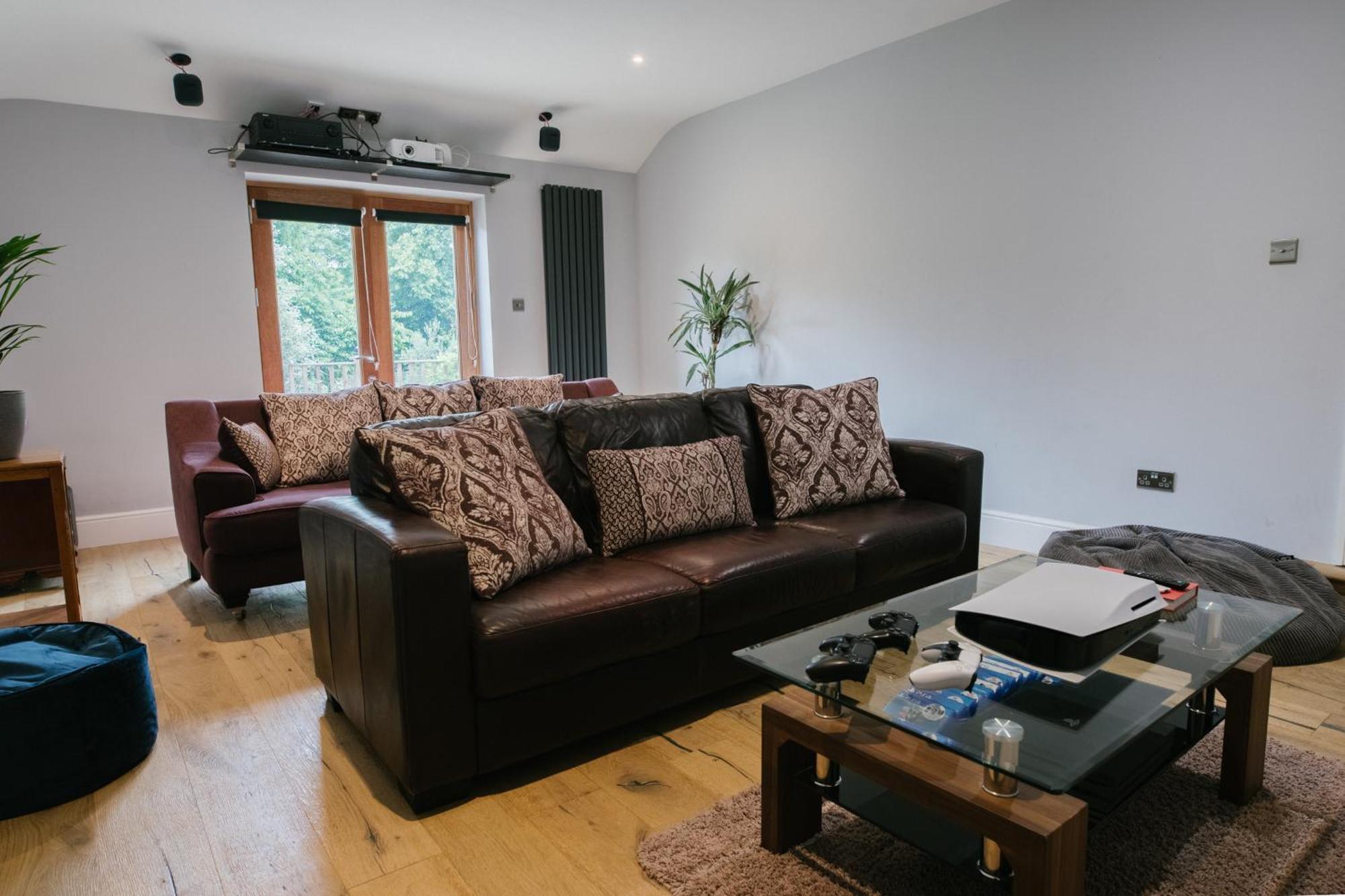 Ebs Hostel London Catford Экстерьер фото